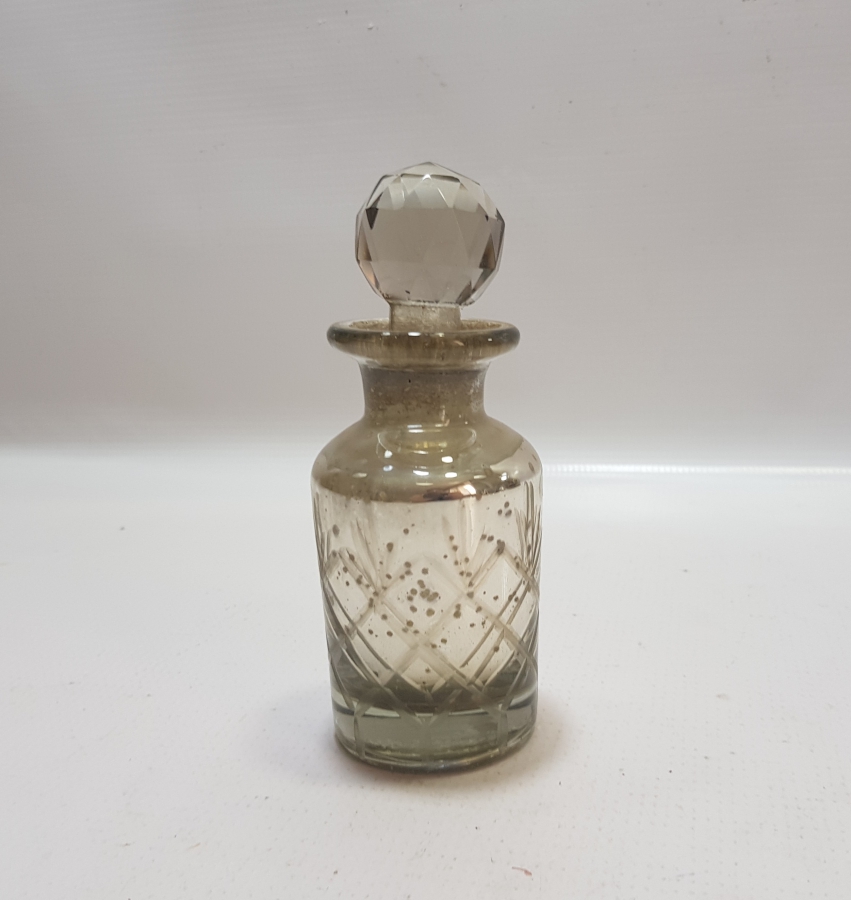 KRİSTAL KESME İŞÇİLİKLİ OSMANLI DÖNEMİ KAPAKLI KOKU ŞİŞESİ