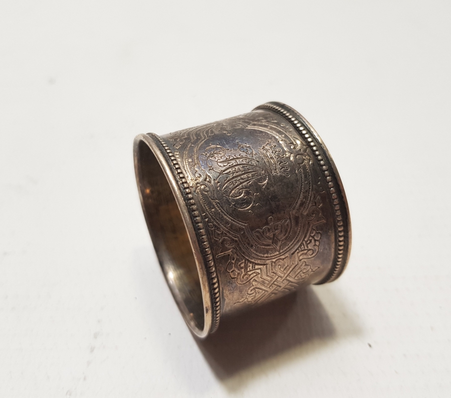 ÜZERİ KRALİYET TAÇLI VE İNSİYALLİ SARAY İŞİ RUS GÜMÜŞ PEÇETELİK