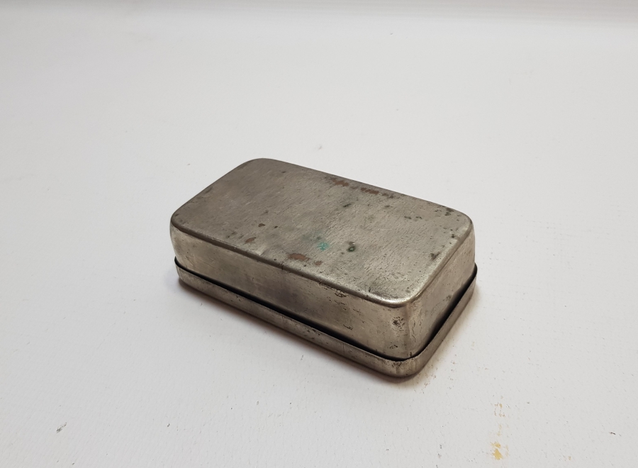 1. DÜNYA SAVAŞI DÖNEMİ ORİJİNAL KUTUSUNDA CAM ENJEKTÖR