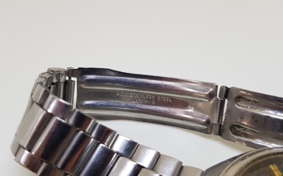 TAKVİMLİ MODEL SEİKO 5 KOL SAATİ