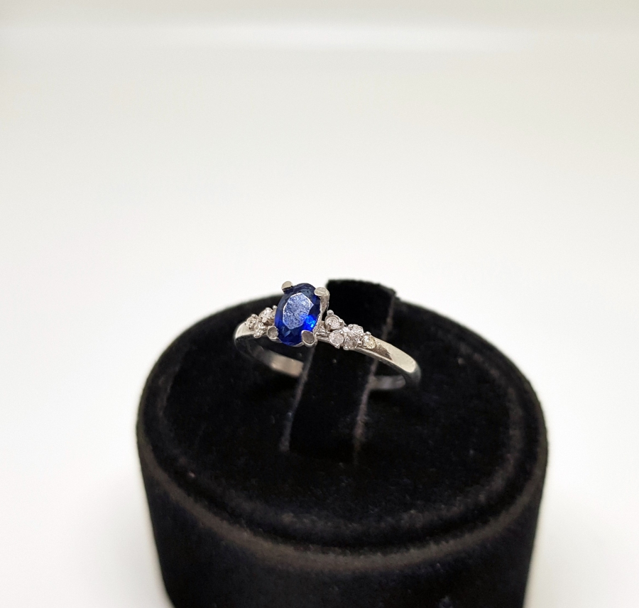 SAFİR VE PIRLANTA TAŞLI TEK TAŞ MODEL YÜZÜK