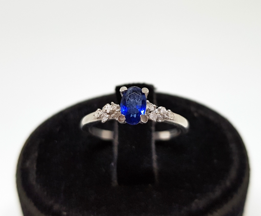 SAFİR VE PIRLANTA TAŞLI TEK TAŞ MODEL YÜZÜK