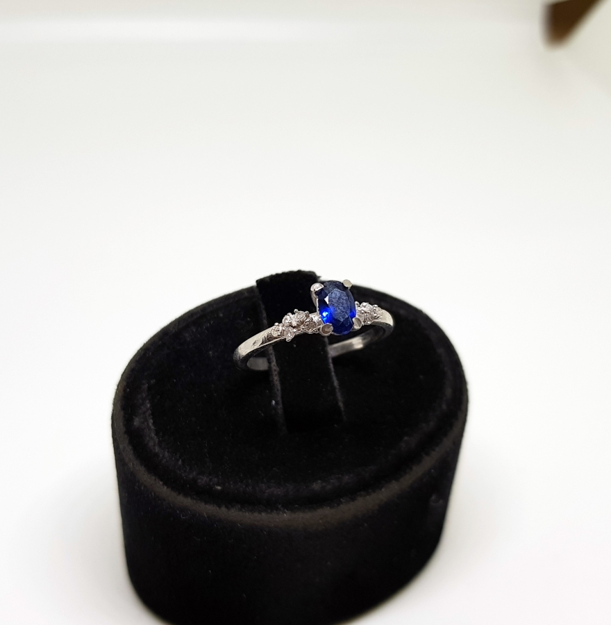 SAFİR VE PIRLANTA TAŞLI TEK TAŞ MODEL YÜZÜK