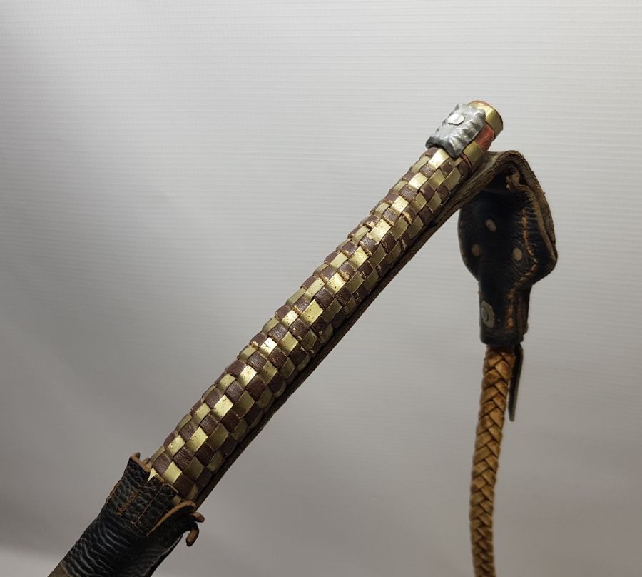 TÜRKMEN İŞİ ANTİKA DERİ AT KAMÇISI - KIRBACI