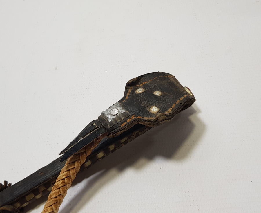 TÜRKMEN İŞİ ANTİKA DERİ AT KAMÇISI - KIRBACI