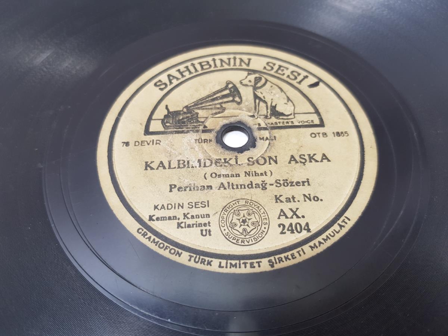 PERİHAN ALTINDAĞ SÖZERİ