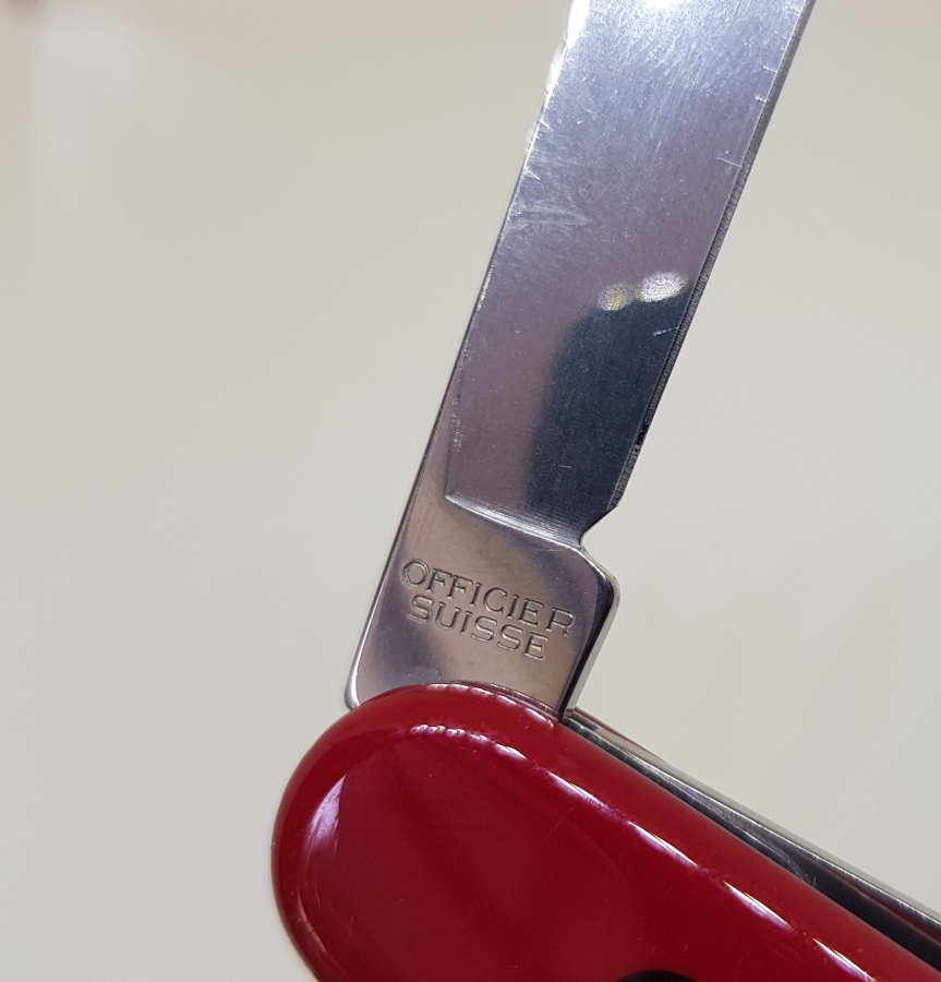 ANTİKA VICTORINOX ÇAKI