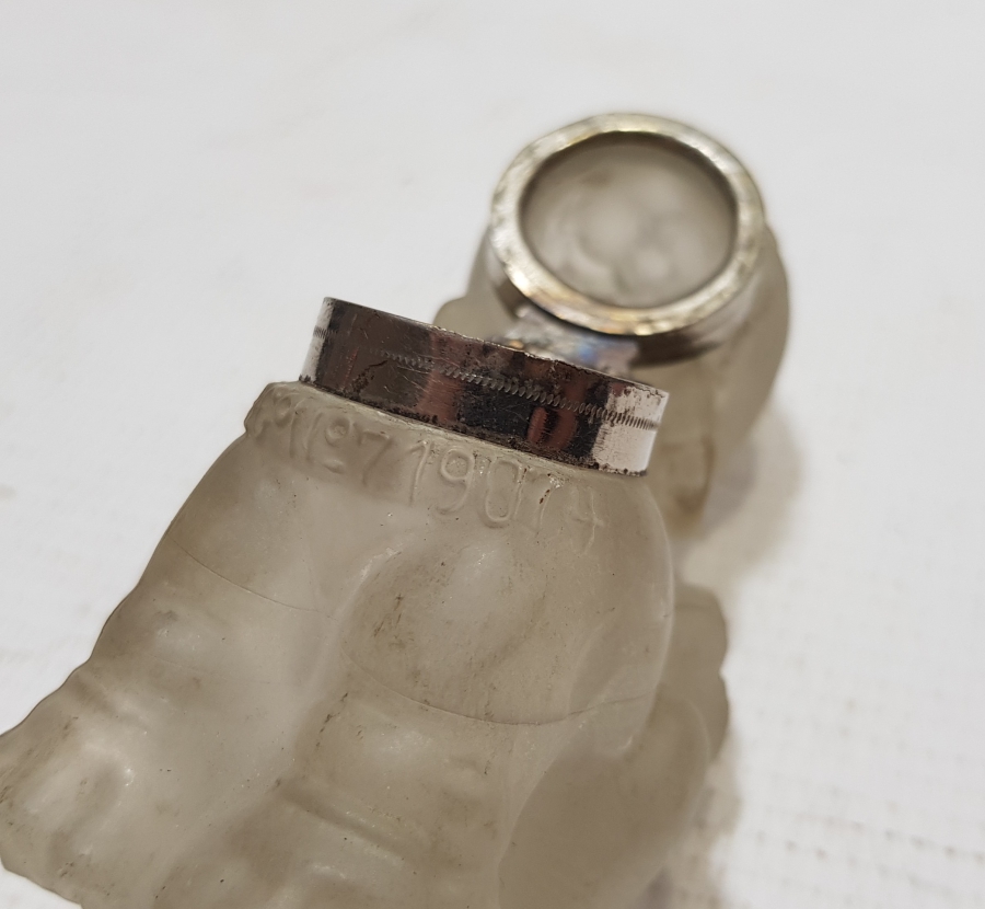 OSMANLI DÖNEMİ KÖPEK FORMLU CAM HOKKA