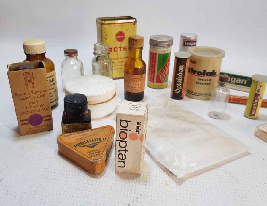 TIP TARİHİ: ANTİKA İLAÇ KUTULARI