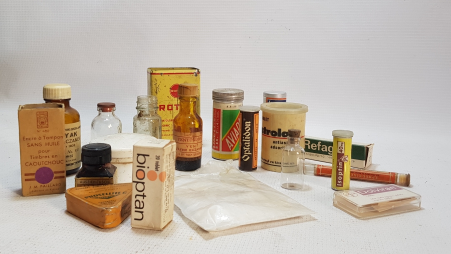 TIP TARİHİ: ANTİKA İLAÇ KUTULARI