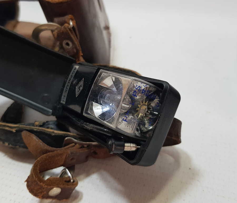 ANTİKA KÖRÜKLÜ FOTOĞRAF MAKİNESİ