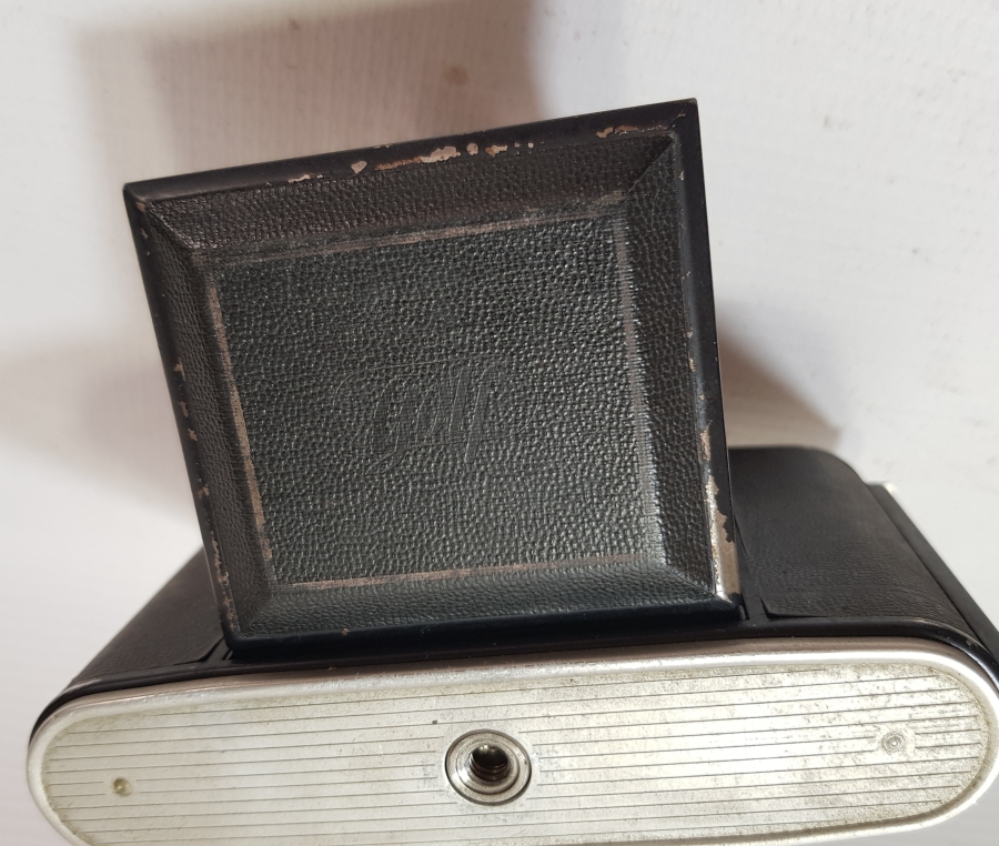 ANTİKA KÖRÜKLÜ FOTOĞRAF MAKİNESİ