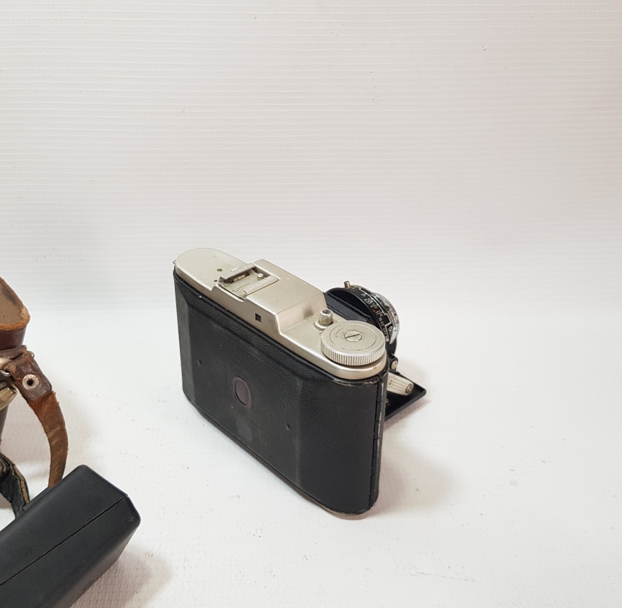 ANTİKA KÖRÜKLÜ FOTOĞRAF MAKİNESİ