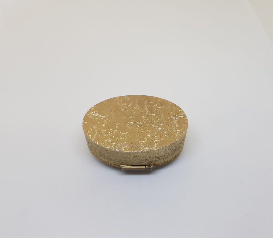 ÜZERİ DOĞAL TAŞLI ENFİYE KUTUSU