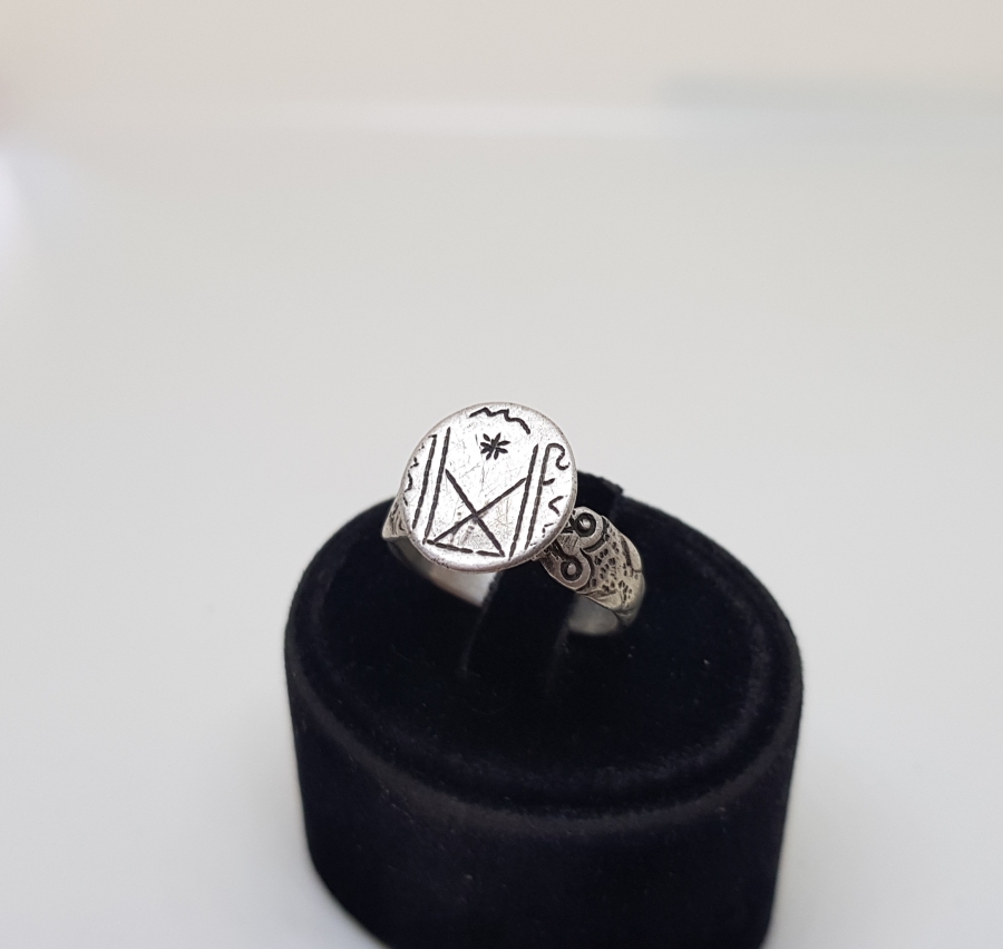 OSMANLI DÖNEMİ OĞUZ TÜRKLERİ BEĞDİLİ BOYUNA AİT ÇOK NADİR GÜMÜŞ YÜZÜK