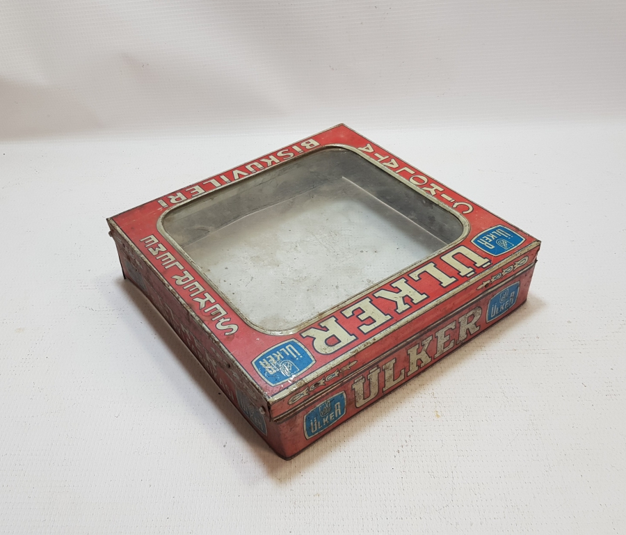 ESKİ BAKKALİYE: ÜLKER BİSKÜVİLERİ KUTUSU KAPAĞI