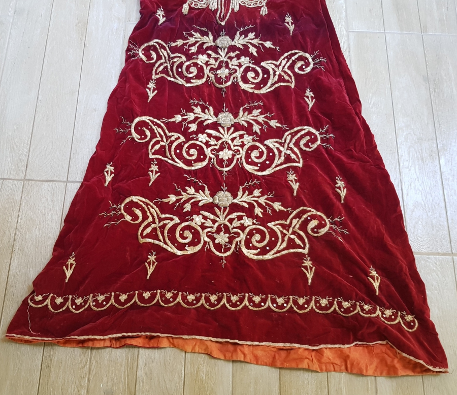 OSMANLI DÖNEMİ BİNDALLI ELBİSE