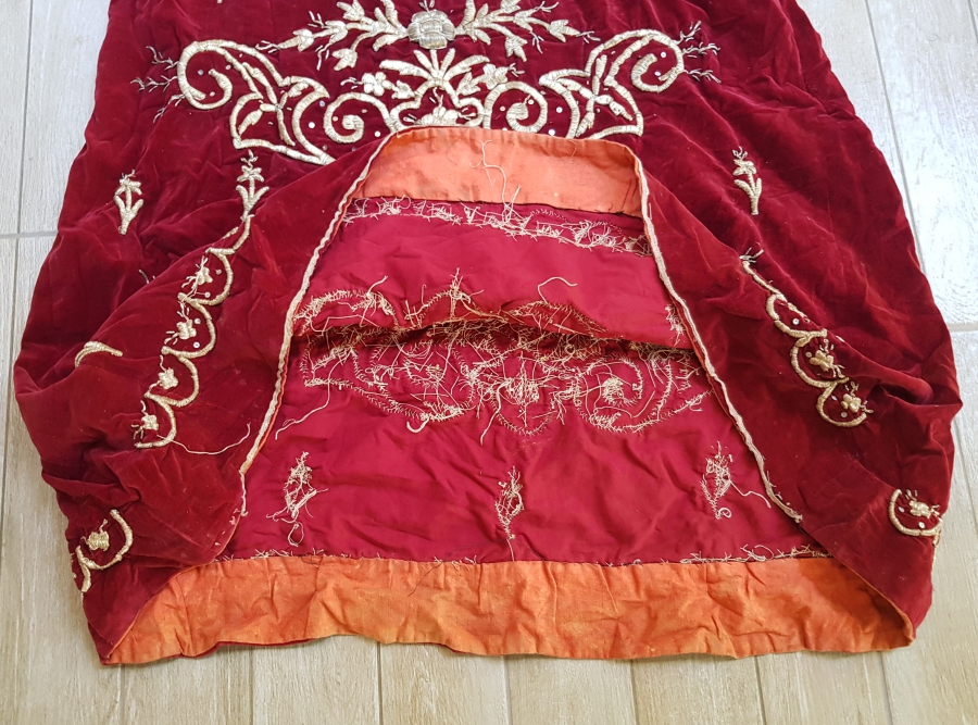 OSMANLI DÖNEMİ BİNDALLI ELBİSE