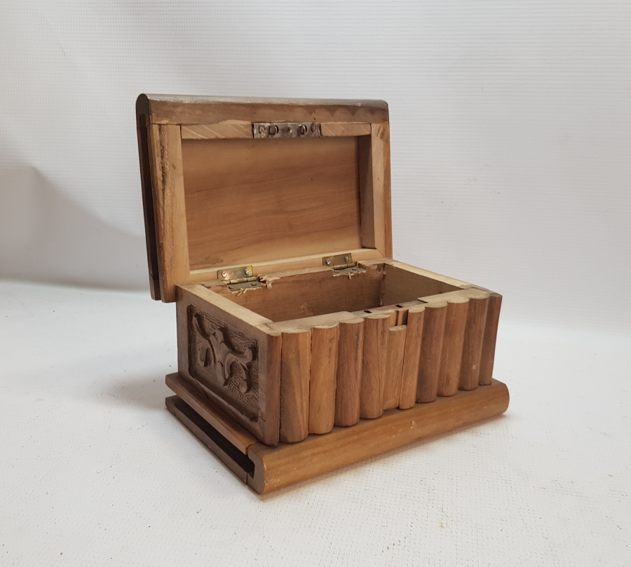 KORE SAVAŞI DÖNEMİ TÜRK AMERİKAN BAYRAKLI AHŞAP KUTU