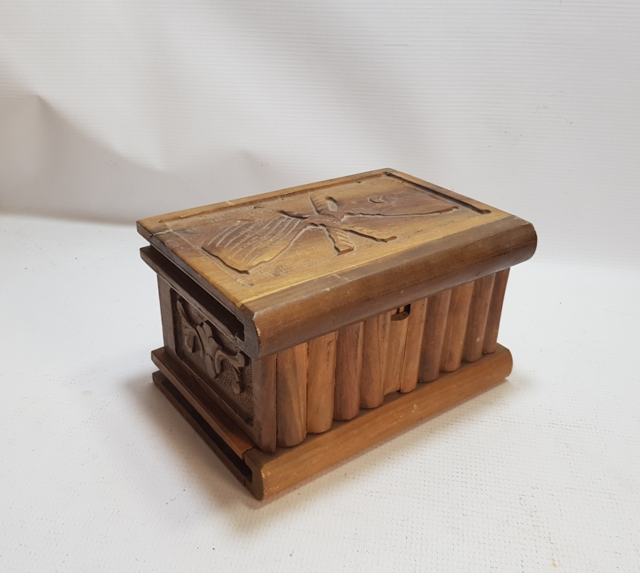 KORE SAVAŞI DÖNEMİ TÜRK AMERİKAN BAYRAKLI AHŞAP KUTU