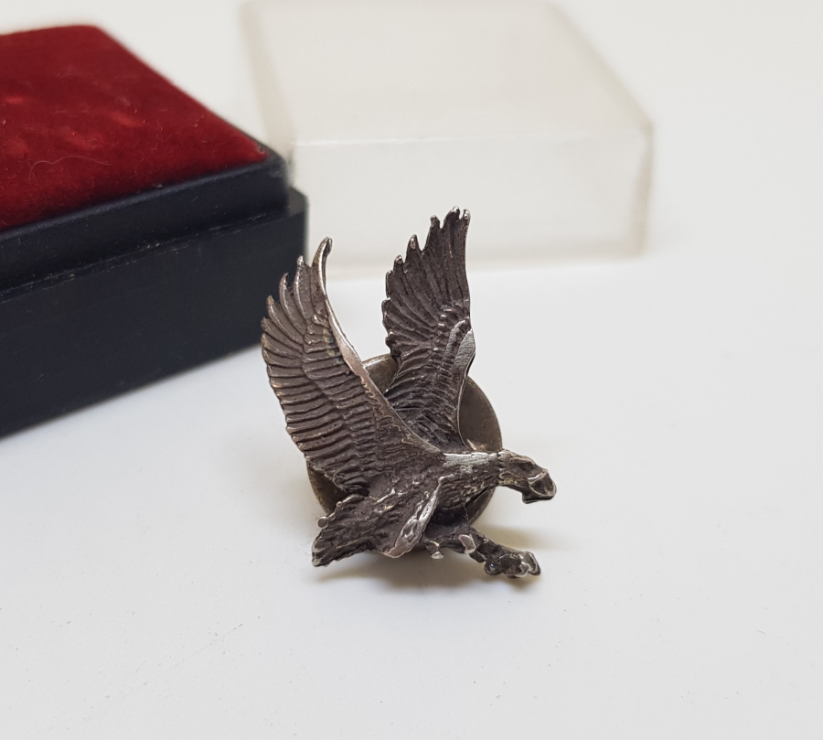 KARTAL FORMLU GÜMÜŞ BEŞİKTAŞ ROZETİ