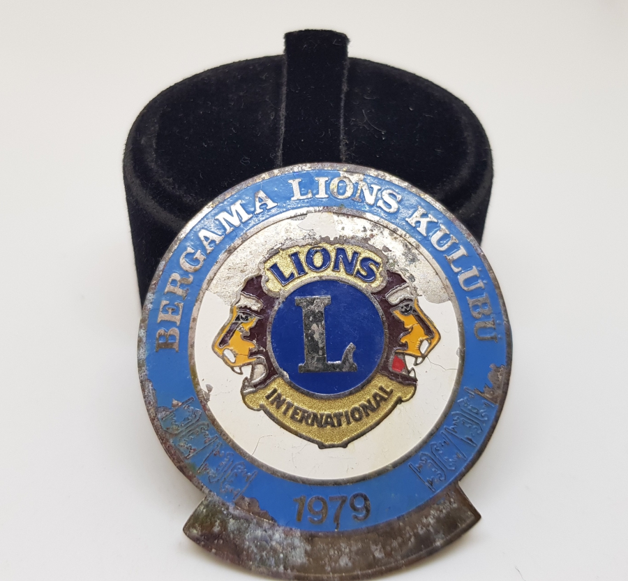 1979 BERGAMA LİONS KULÜBÜ ROZETİ