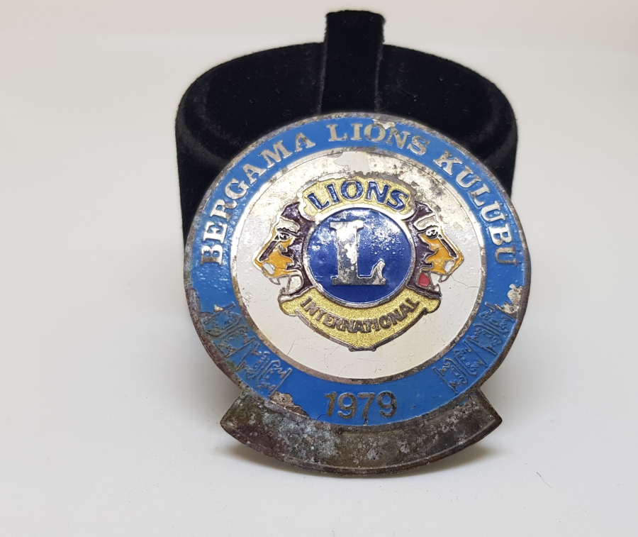 1979 BERGAMA LİONS KULÜBÜ ROZETİ