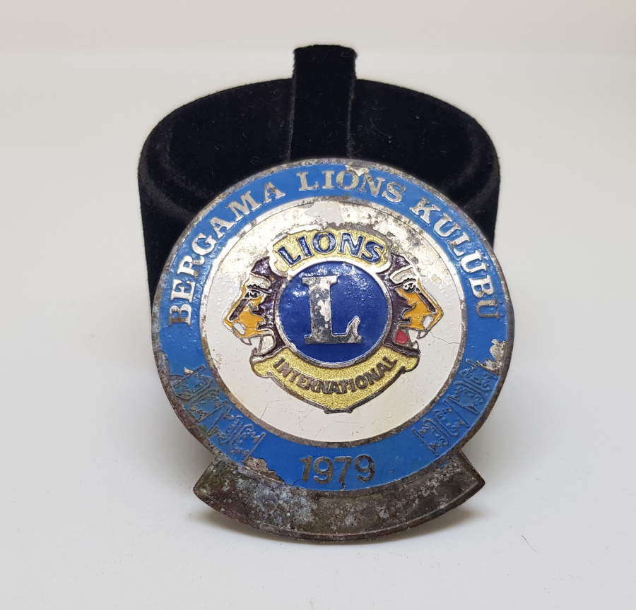 1979 BERGAMA LİONS KULÜBÜ ROZETİ
