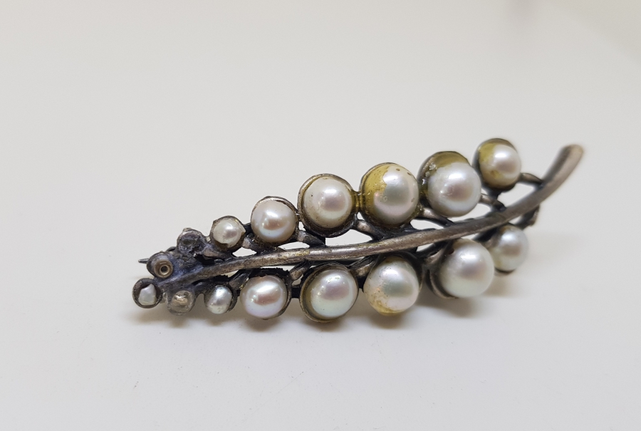 İNCİLİ GÜMÜŞ BROŞ