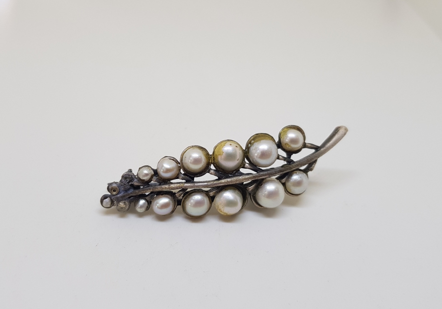 İNCİLİ GÜMÜŞ BROŞ