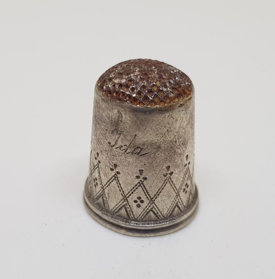 ANTİKA GÜMÜŞ TERZİ YÜKSÜĞÜ