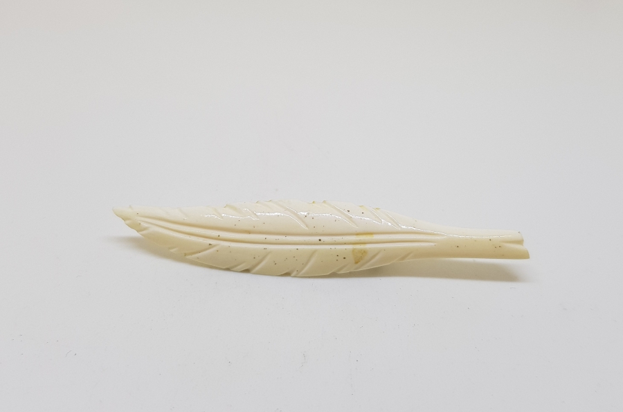 ANTİKA FİLDİŞİ BROŞ