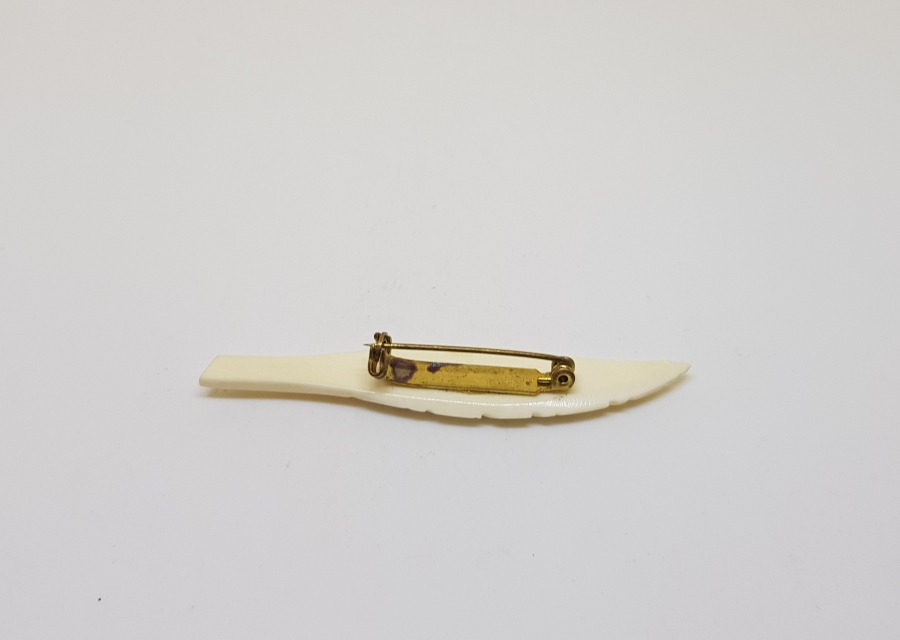 ANTİKA FİLDİŞİ BROŞ