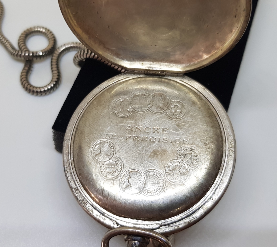 DEMİRYOLU VE TREN GÖRSELLİ KÖSTEKLİ CEP SAATİ