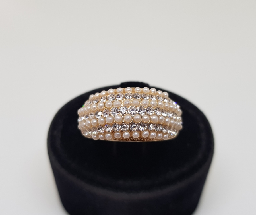 KUM İNCİ VE ZİRKON TAŞLARLA SÜSLÜ ALTIN KAPLAMA YÜZÜK