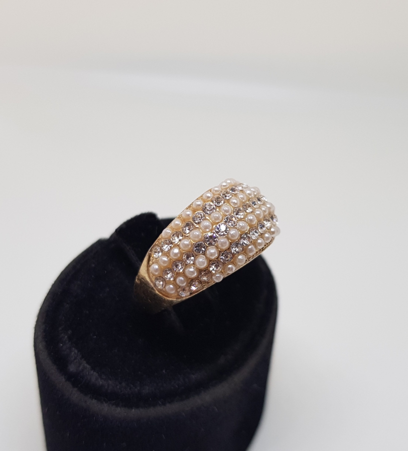 KUM İNCİ VE ZİRKON TAŞLARLA SÜSLÜ ALTIN KAPLAMA YÜZÜK