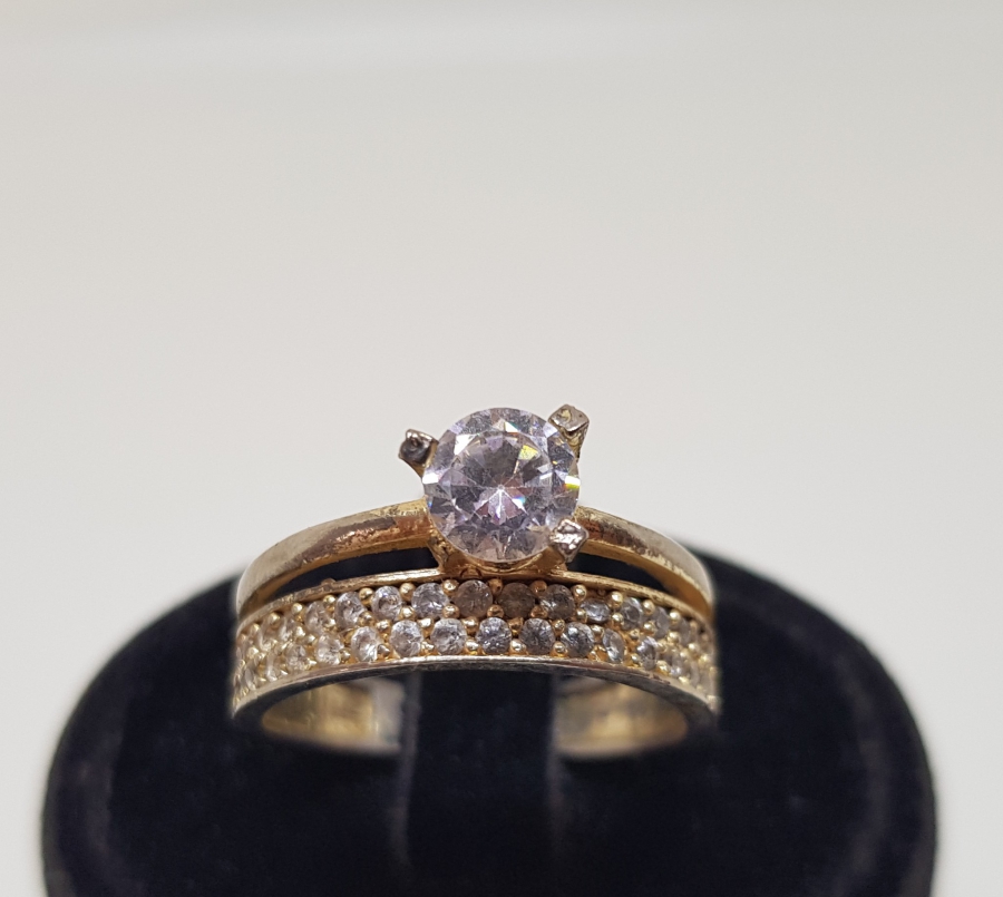 ZİRKON TAŞLI GÜMÜŞ YÜZÜK