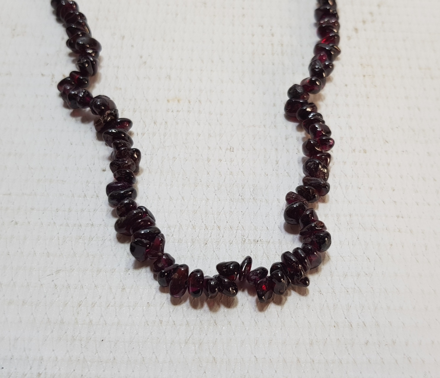 ANTİKA LAL TAŞI GERDANLIK