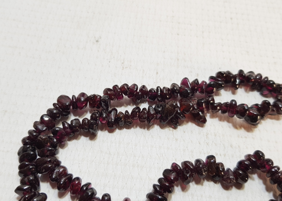 ANTİKA LAL TAŞI GERDANLIK