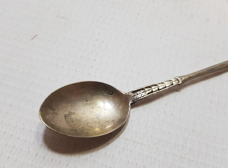 AY YILDIZ BAYRAKLI VE TÜRKİYE YAZILI MİNELİ GÜMÜŞ ÇAY KAŞIĞI