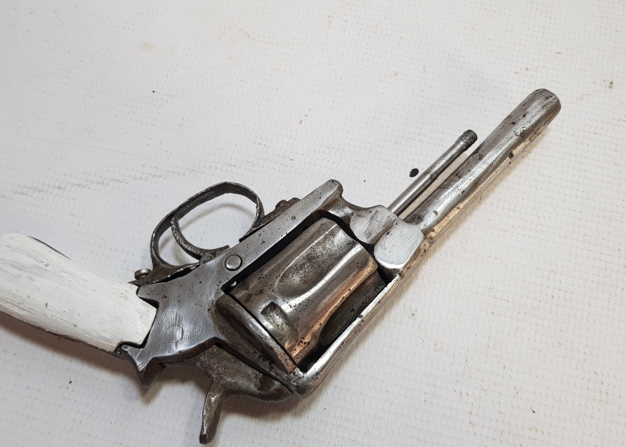 OSMANLI DÖNEMİ KARADAĞLI TABANCA