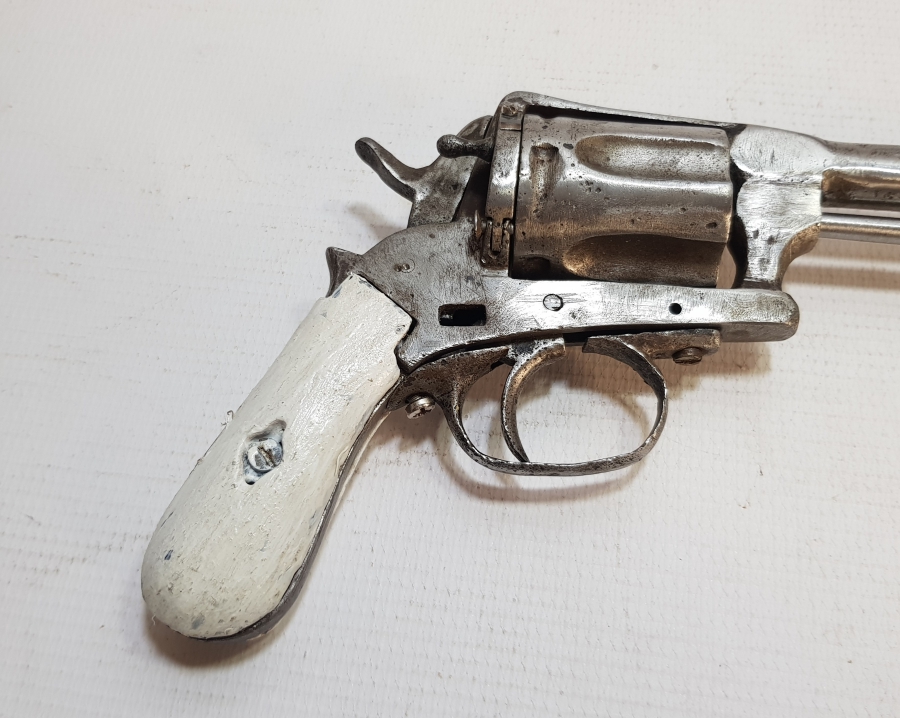 OSMANLI DÖNEMİ KARADAĞLI TABANCA