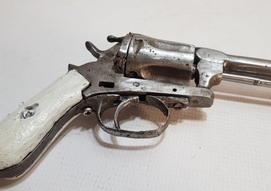 OSMANLI DÖNEMİ KARADAĞLI TABANCA