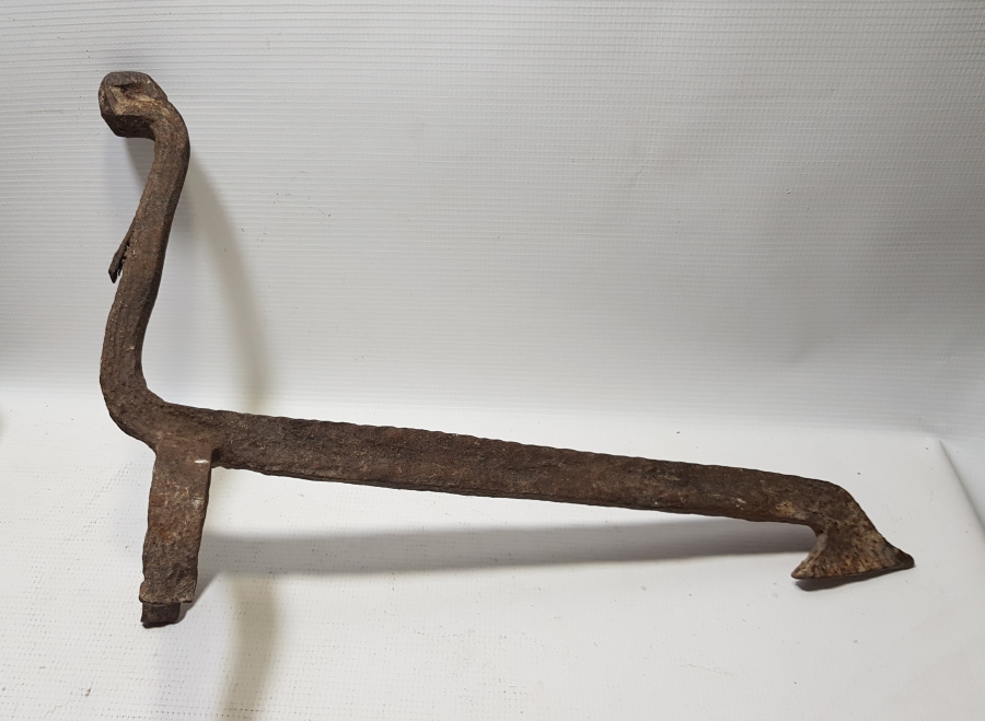 OSMANLI DÖNEMİ HAYVAN FORMUNDA YAPILMIŞ TEKKE İŞİ ODUN EŞEĞİ - ODUN TUTMACI