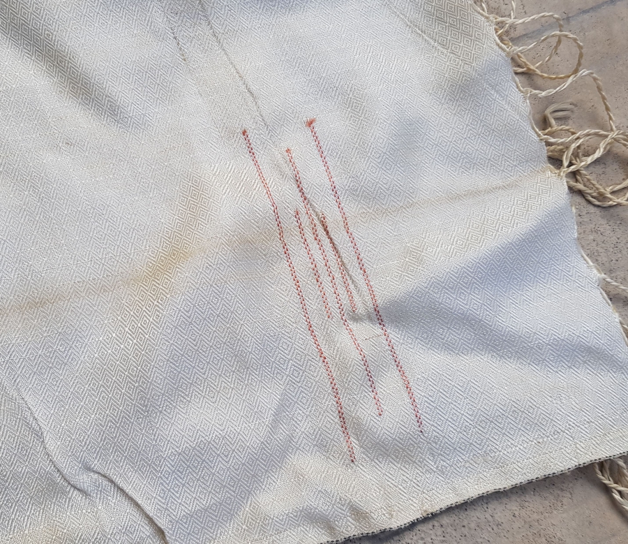 OSMANLI DÖNEMİ İPEKLİ MASA ÖRTÜSÜ