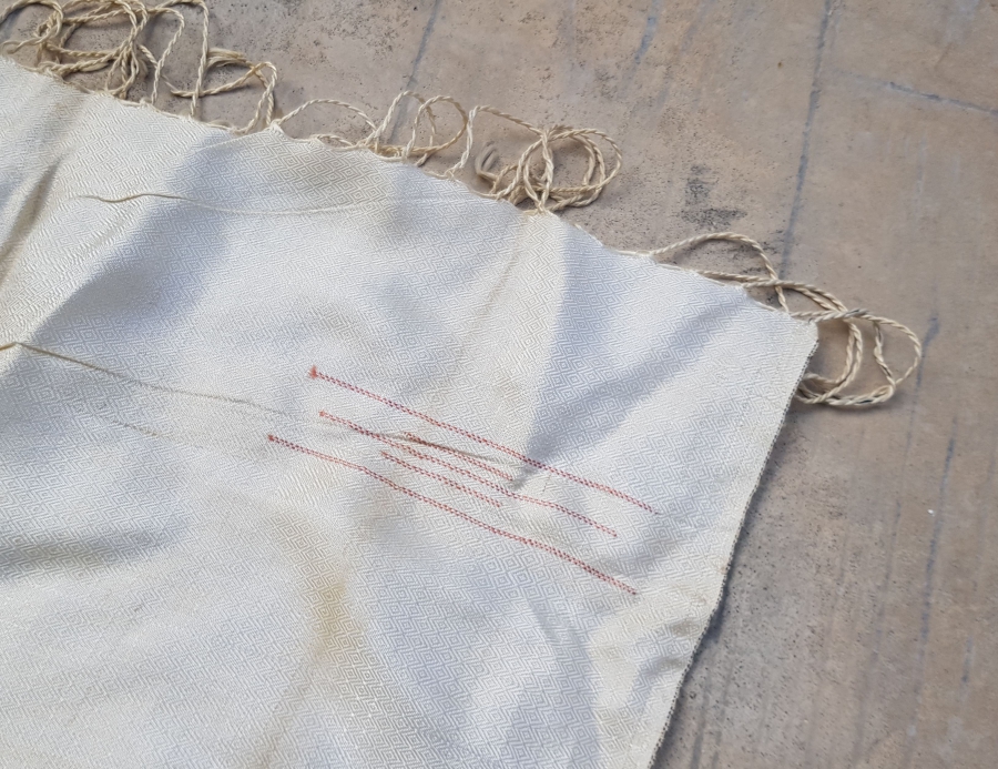 OSMANLI DÖNEMİ İPEKLİ MASA ÖRTÜSÜ