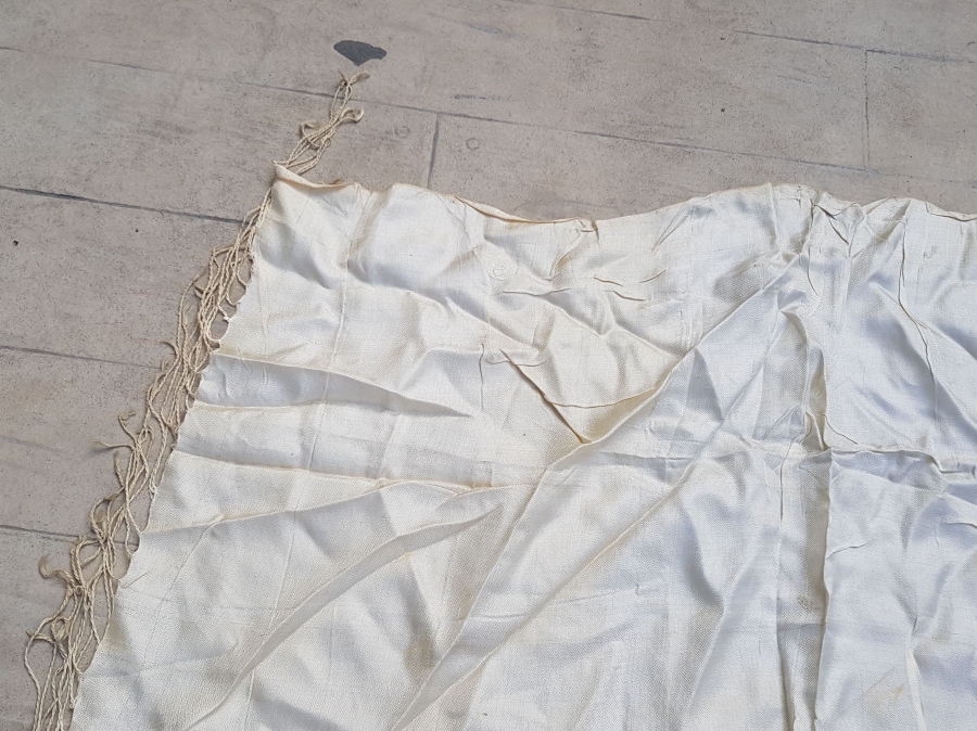 OSMANLI DÖNEMİ İPEKLİ MASA ÖRTÜSÜ