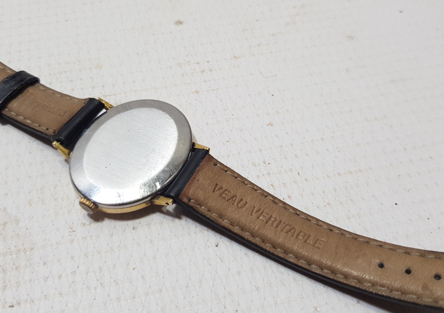 ANTİKA OMEGA KOL SAATİ