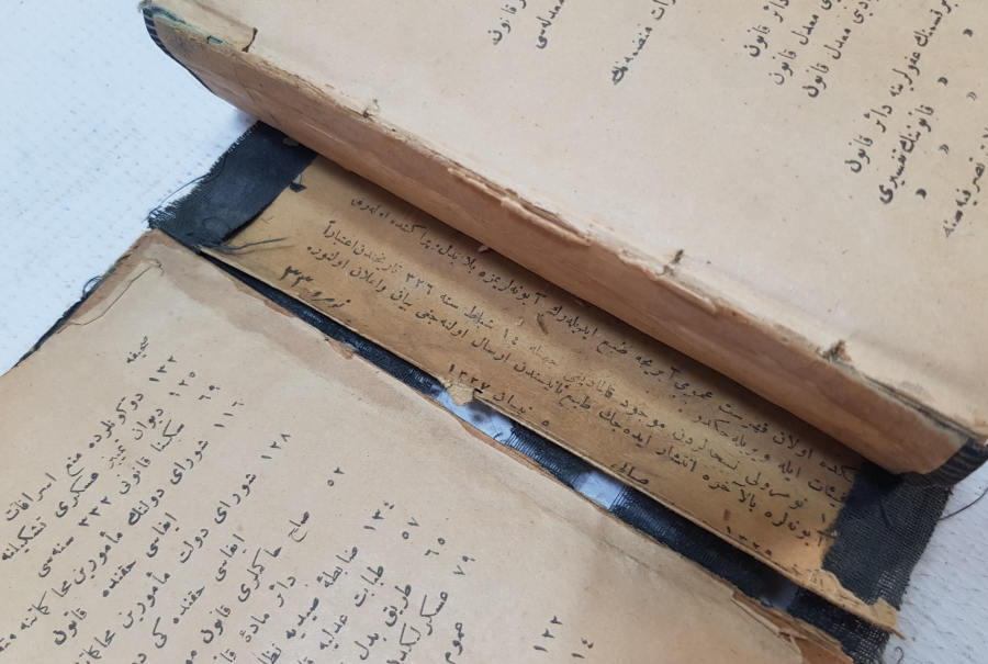 TC İLK DÖNEM OSMANLICA MİSAKI MİLLİ - HIYANETİ VATANİYE VB. KANUNLAR KİTABI