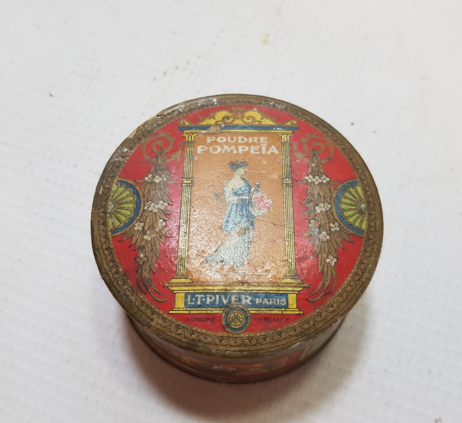 ANTİKA PUDRA KUTUSU